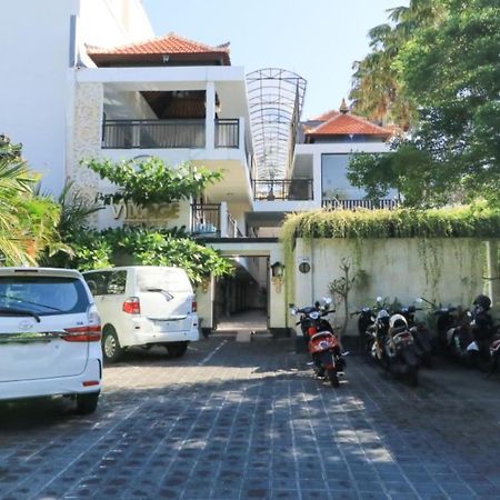 Legian Village Residence Семиньяк Экстерьер фото