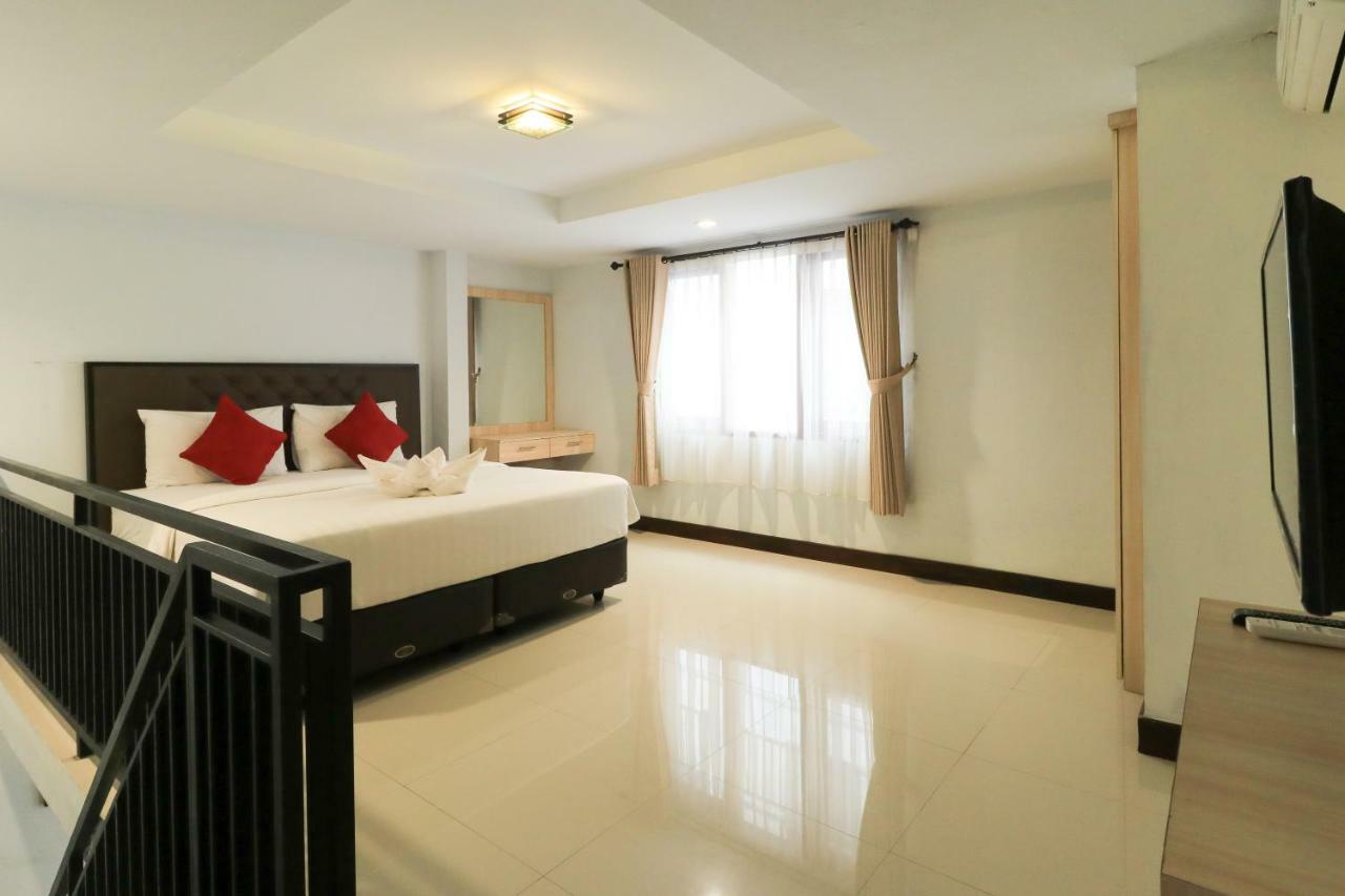 Legian Village Residence Семиньяк Экстерьер фото